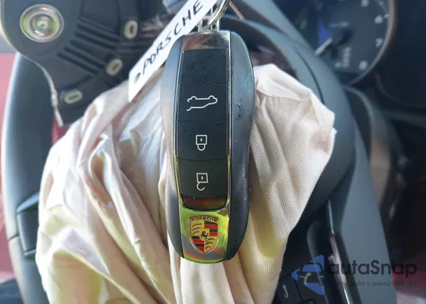 2022 Porsche Macan z USA, uszkodzony, nr VIN WP1AA2A54NLB08357